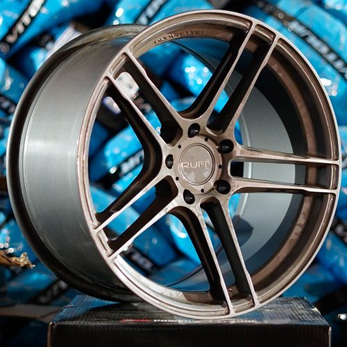 Llanta Outlet 18X10 5X114.3 (Solo una unidad)