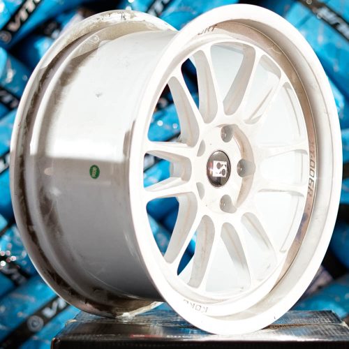 Llanta Outlet 18×9 5×114.3 (Solo una unidad)